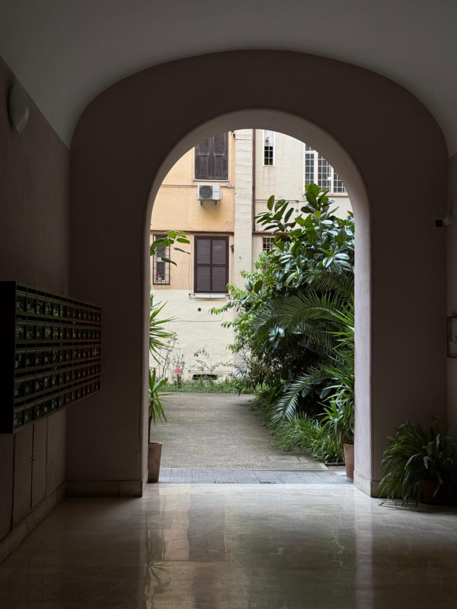Flat 7 Rome Guesthouse Buitenkant foto